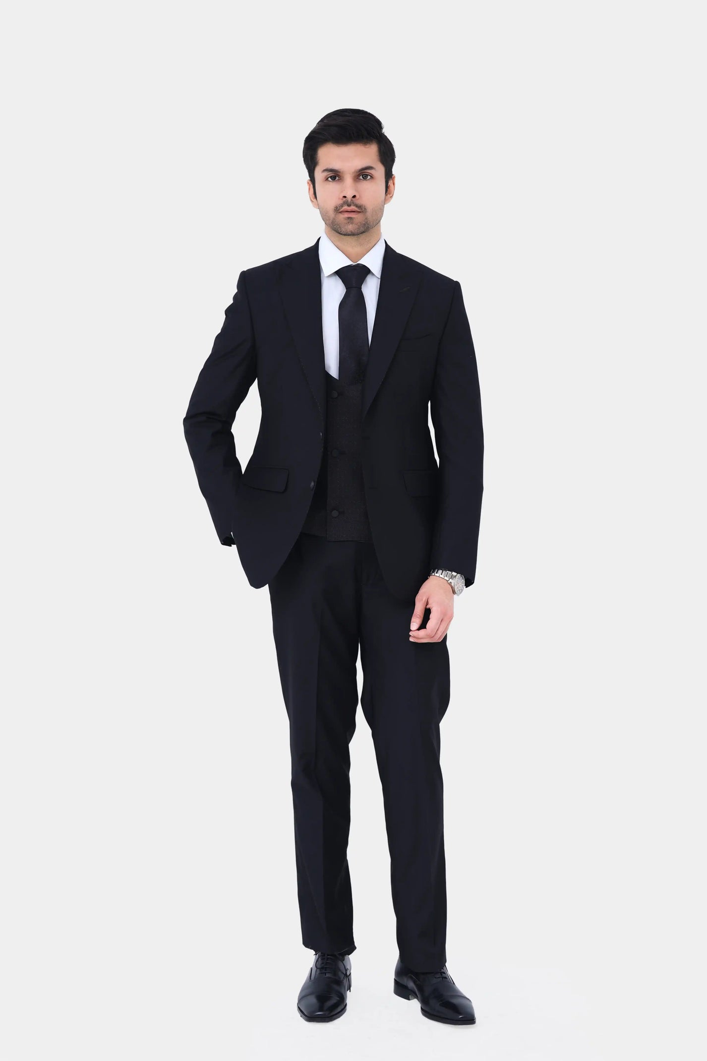 Maraviglio Three Piece Suit