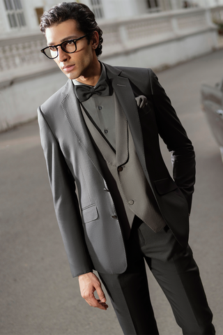 Tavo Three Piece Suit