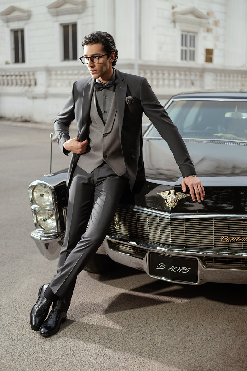 Tavo Three Piece Suit